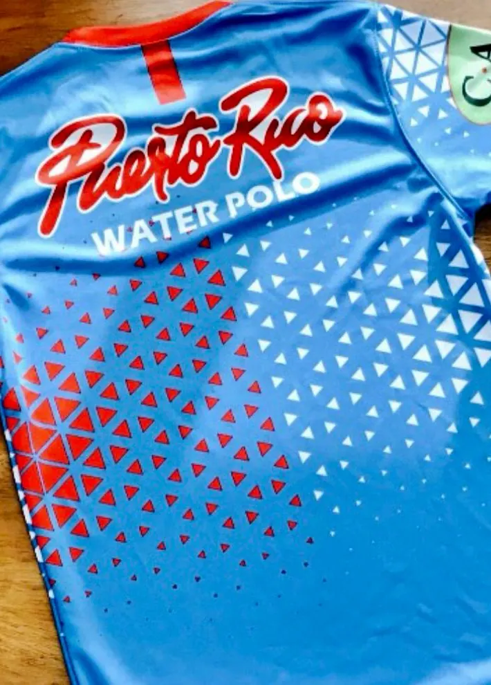 Jersey deportivo sublimado a todo color con diseño de Puerto Rico